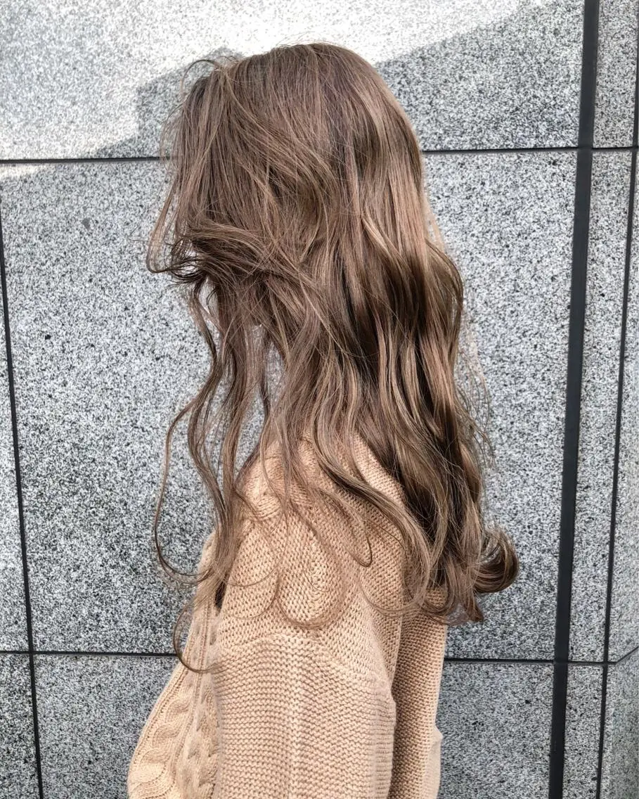 ロング カラー ベージュカラー DAISUKE 美容師のヘアスタイル