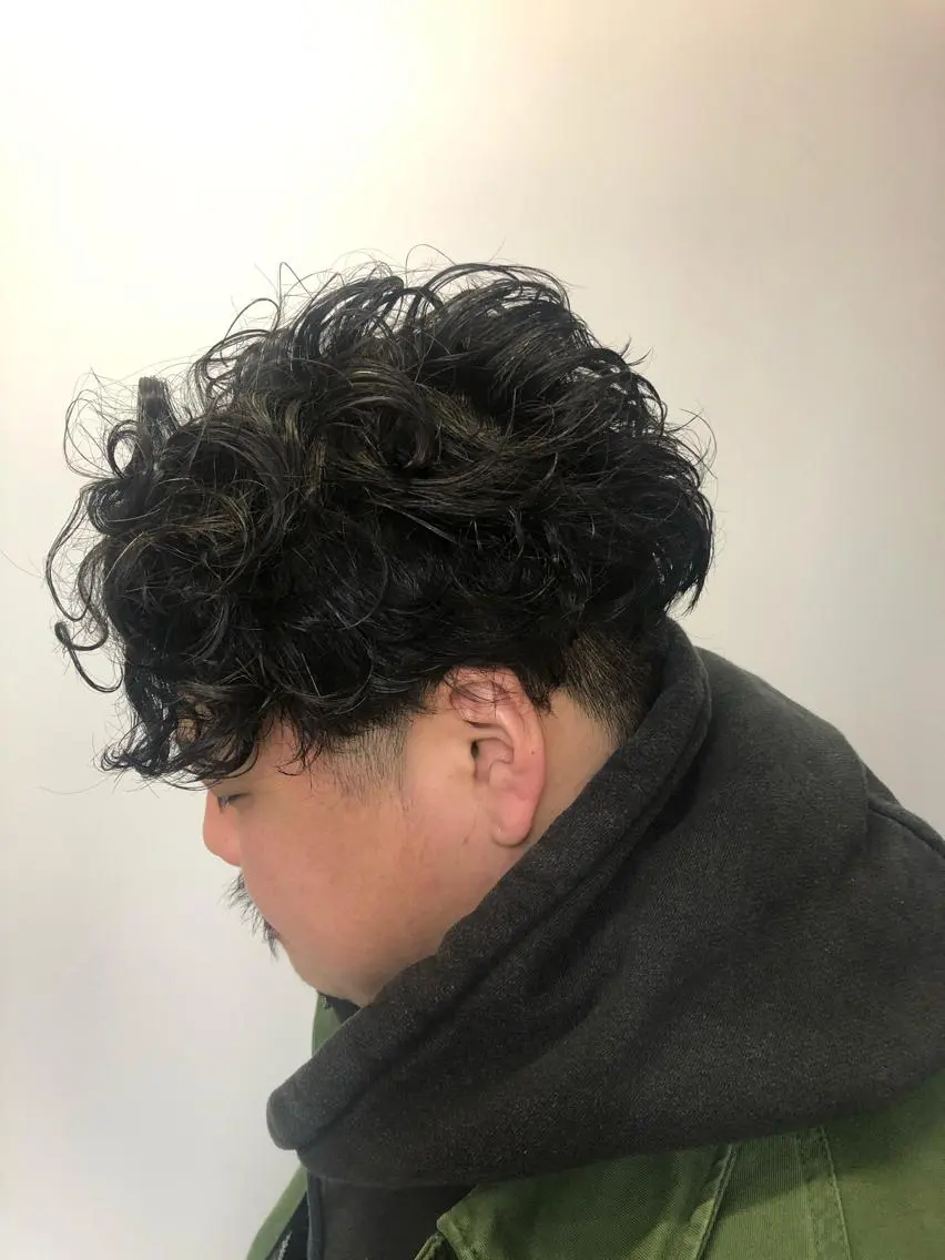ショート パーマ メンズ ✴︎赤み除去カラー daichi✴︎のヘアスタイル