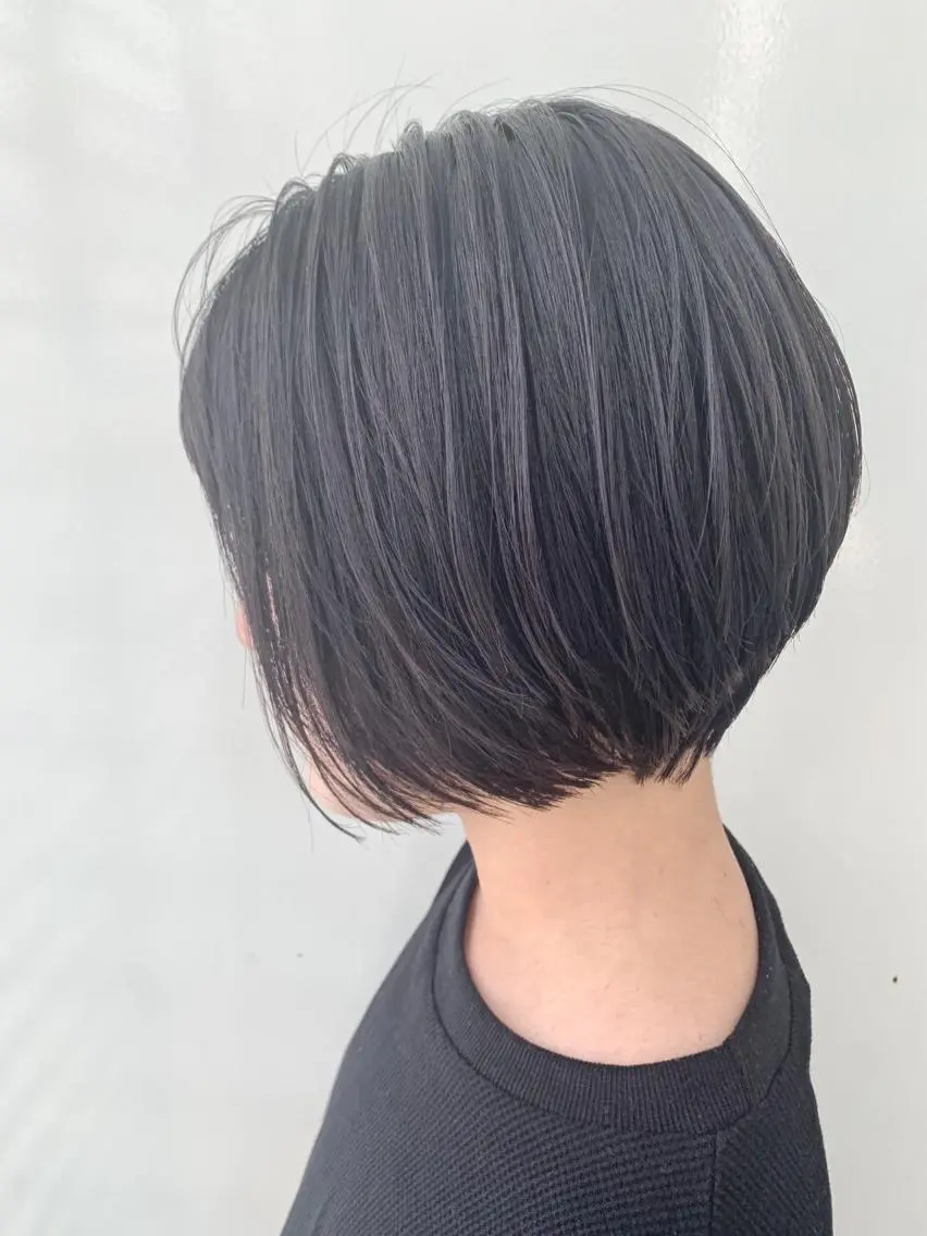 ショート カラー パーマ ヘアアレンジ メンズ ネイル マツエク・マツパ ハンサムショート ショートヘア ショートネイル カット ヘアカラー トリートメント Zina福岡天神🪞 髪質改善🪞レイヤーのヘアスタイル