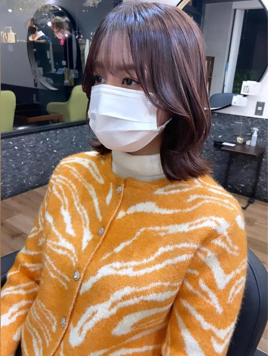 ミディアム カラー カット ヘアカラー トリートメント レイヤーカット、 大人可愛い　中村美羅のヘアスタイル