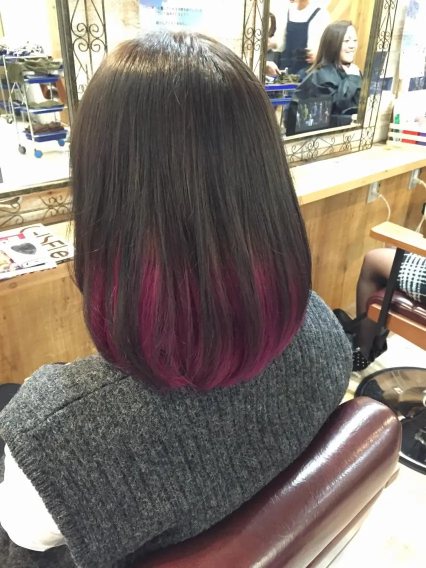 ショート カラー ブリーチ インナーカラー ヘアカラー 中川 仁のヘアスタイル
