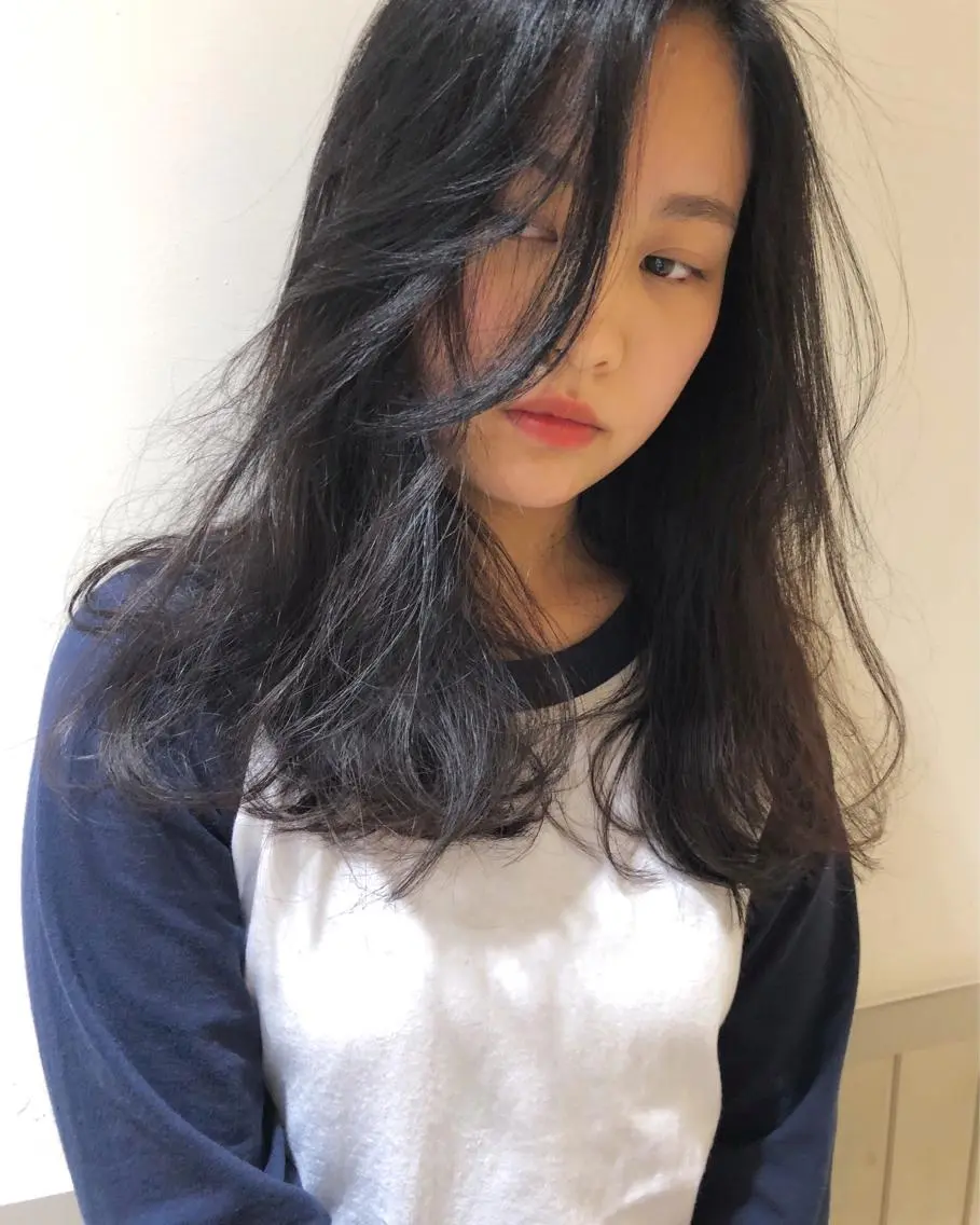 セミロング カラー ヘアカラー トリートメント 東 みのりのヘアスタイル