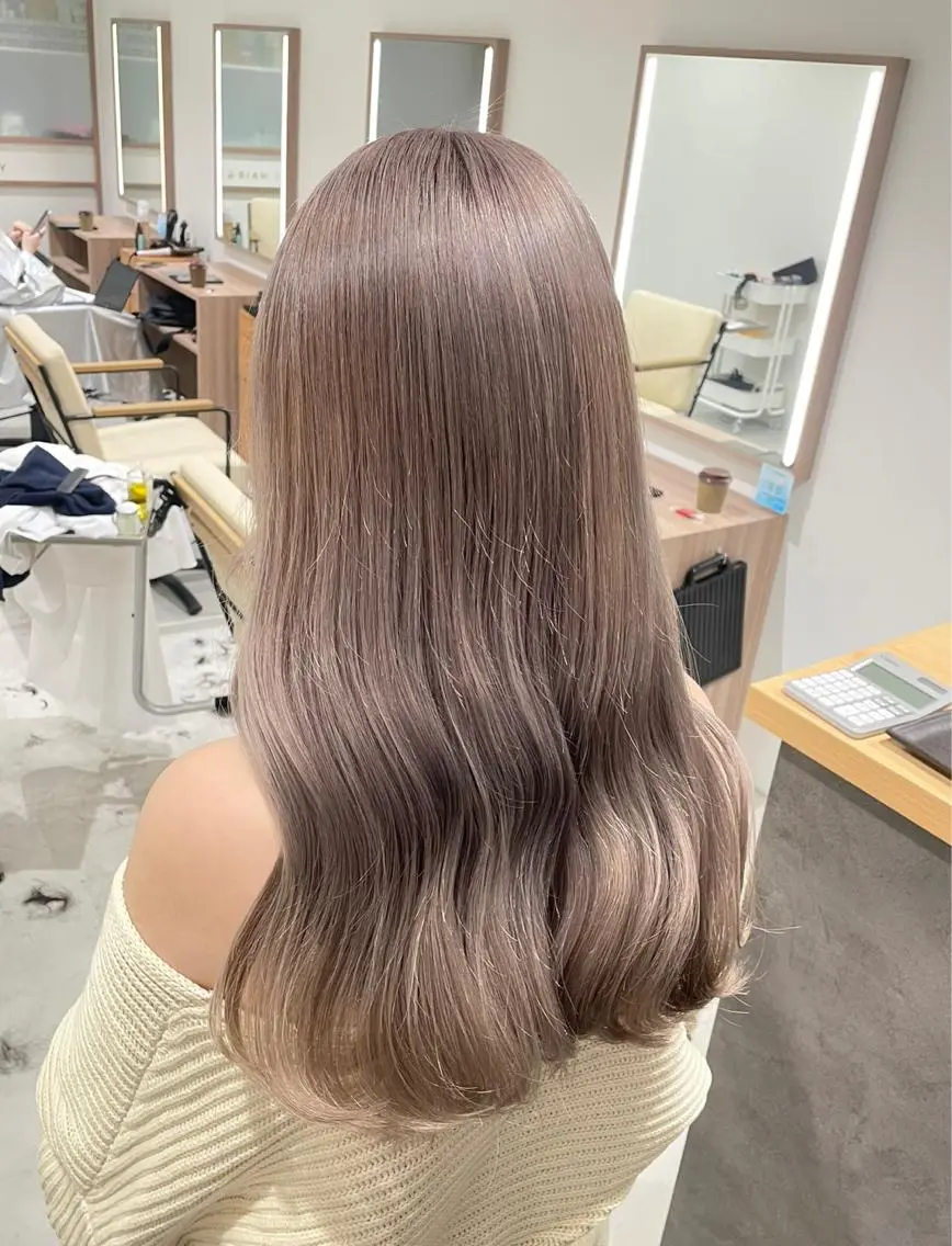 ロング カラー ヘアカラー トリートメント 🎀透明感カラー🎀 mikaのヘアスタイル