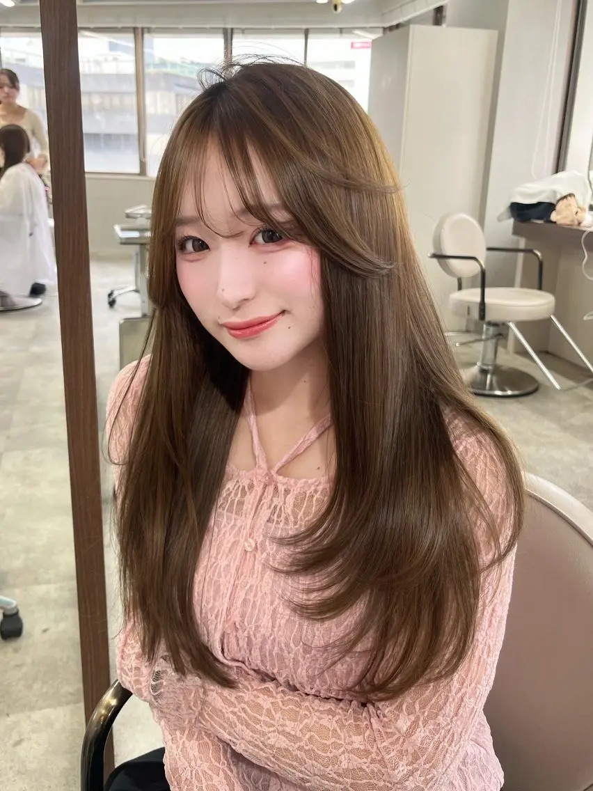 ロング レイヤーカット トリートメント カット トリートメント 顔周り/透明感 カラー misa🎀のヘアスタイル