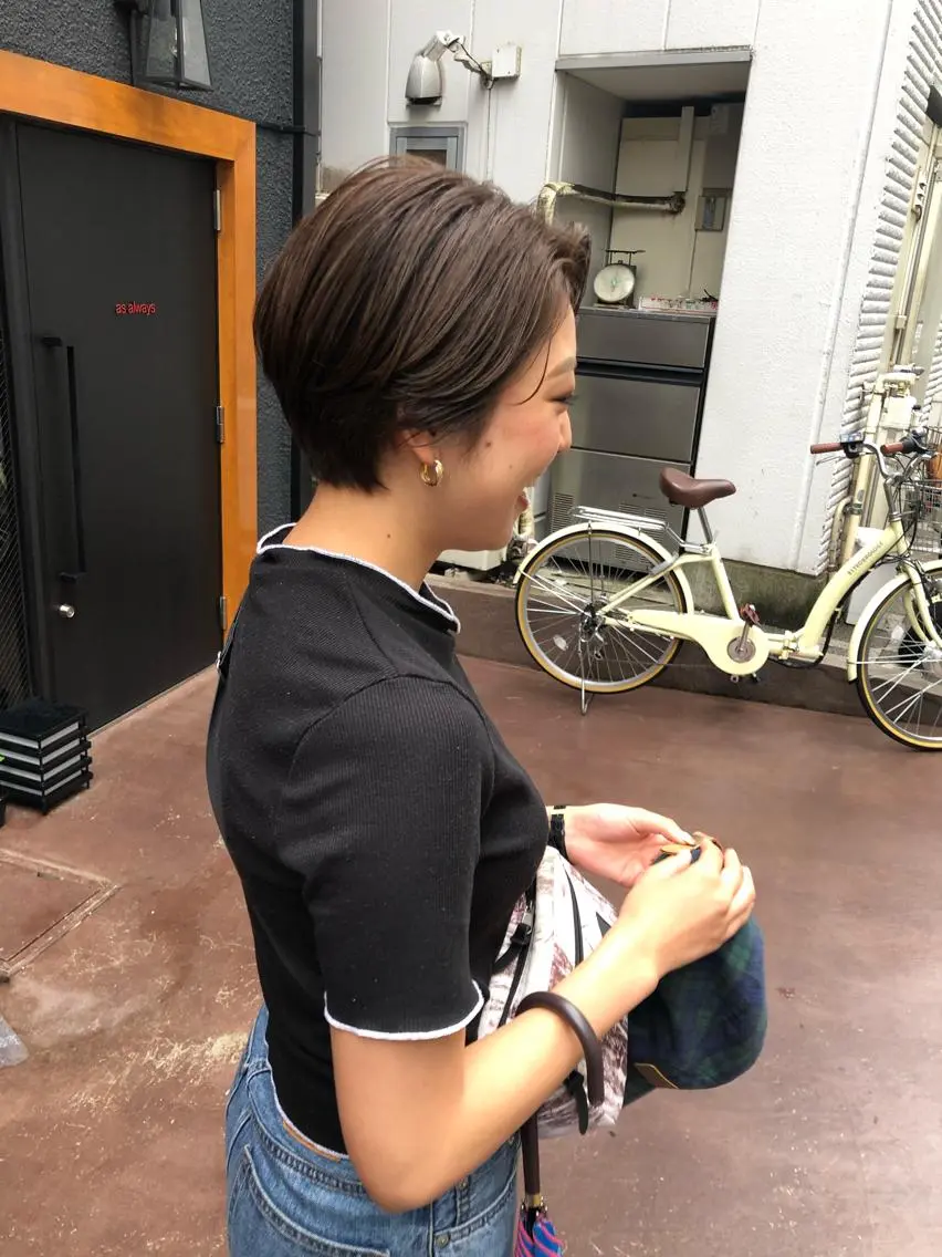 ショート 切りっぱなしボブ ボブ 外国人風カラー ハイライト レイヤーカット ショート職人 美容師【KENTA】のヘアスタイル