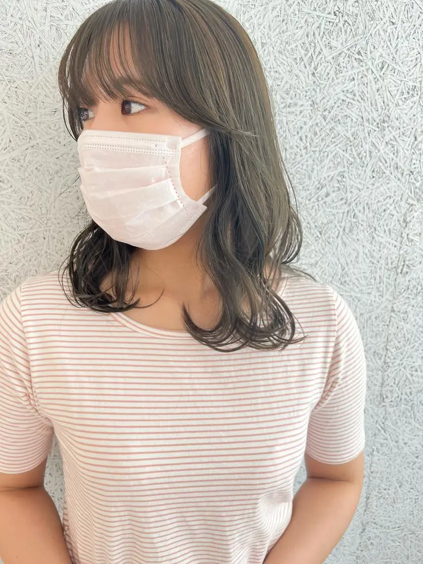 ミディアム カラー オリーブカラー カット ヘアカラー トリートメント SOYON 🤍CHIZU🤍.のヘアスタイル