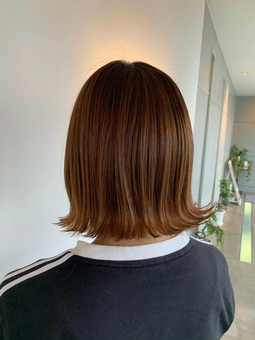 ミディアム ボブ 外ハネヘア おせ ちさとのヘアスタイル