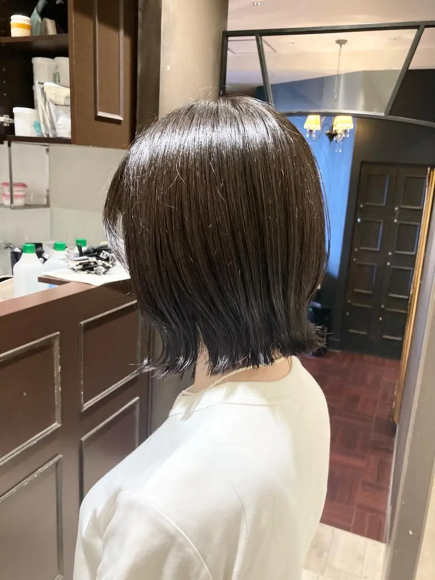 ミディアム 曲がる縮毛矯正 LIBER 岩名のヘアスタイル