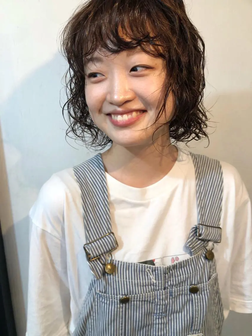 ミディアム パーマ カット ヘアカラー デザインカット🎨 ボブ🫟おざきのヘアスタイル