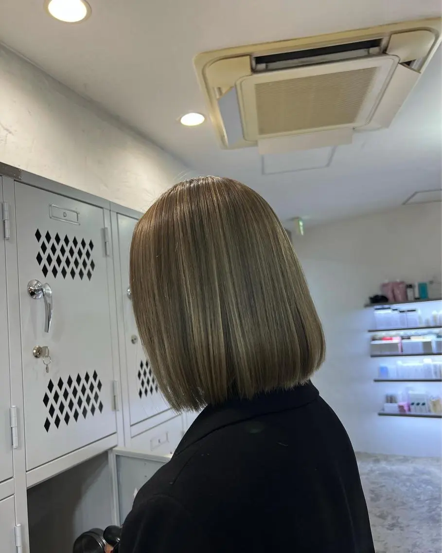 ミディアム カラー ハイライトカラー ハイトーンカラー ハイライト fit /HONOKAのヘアスタイル