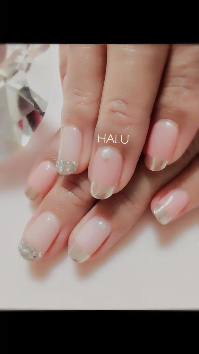 ネイル アートネイル フレンチネイル ミラーネイル シンプルネイル ストーンネイル HALU ハルのネイルデザイン