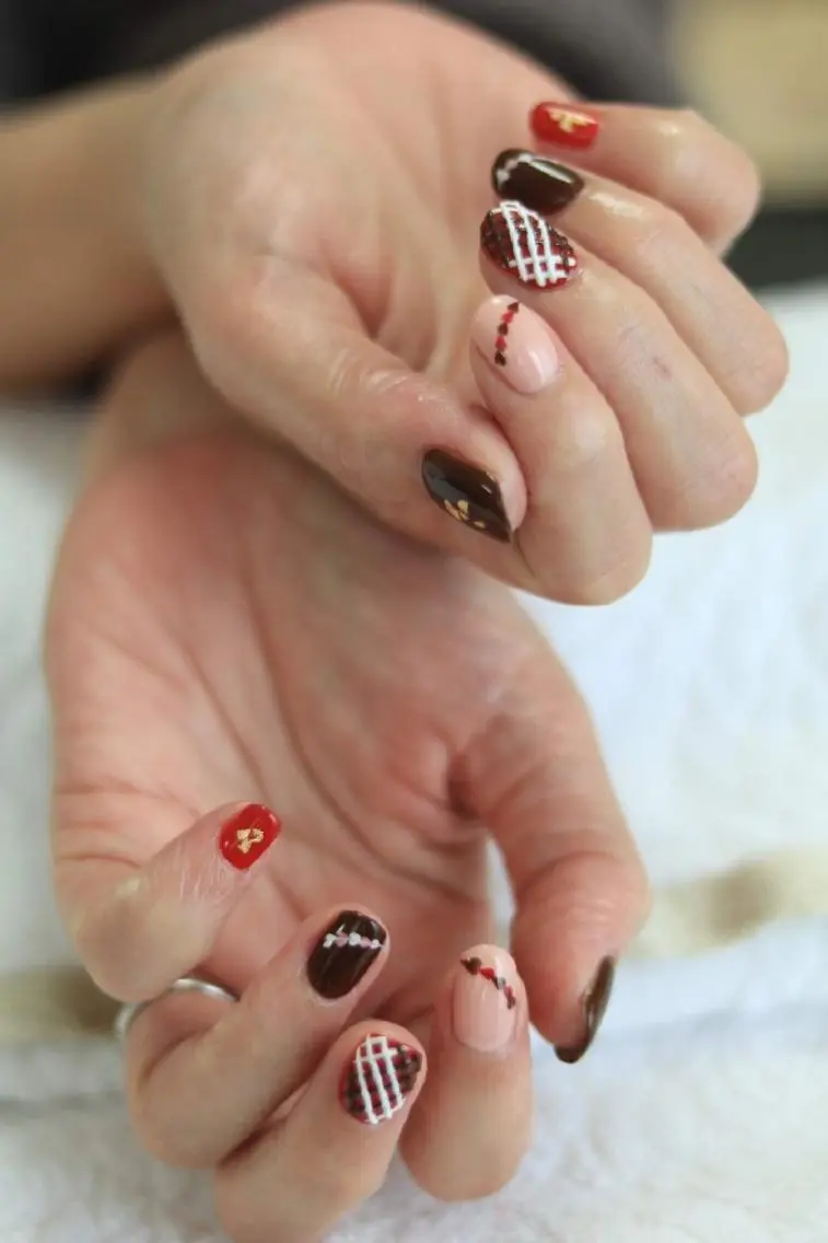 ネイル バレンタイン Nail Atelier B.のネイルデザイン