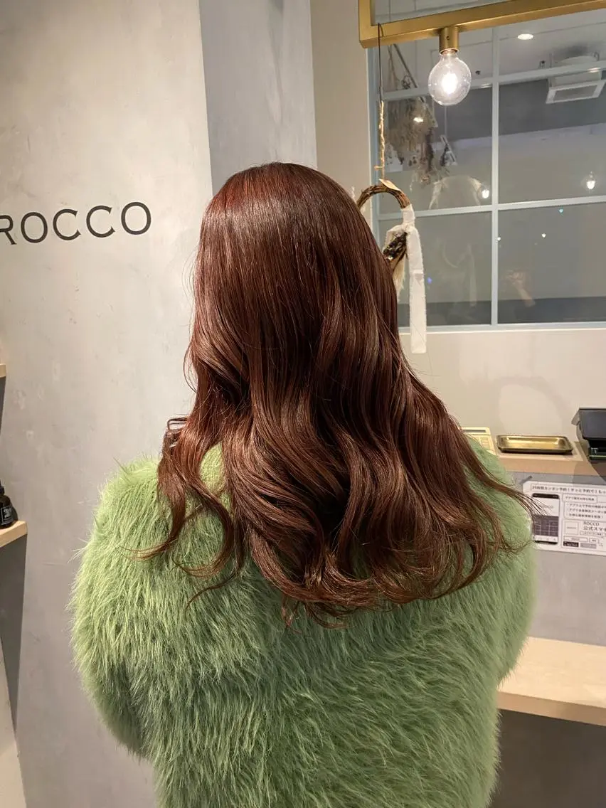 ロング ROCCOeast りんな/ハイトーン♡のヘアスタイル