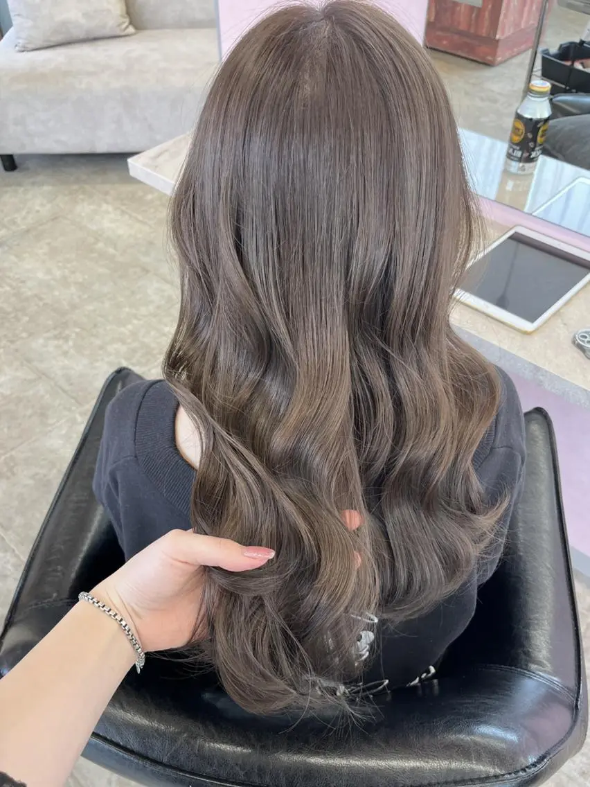 セミロング カット トリートメント MATTY yoshika 🐻のヘアスタイル