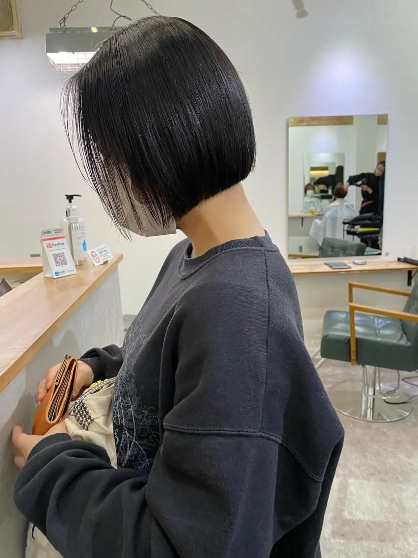ショート ボブ カット 森貴裕/ベージュ/ パーマ/オリーブのヘアスタイル