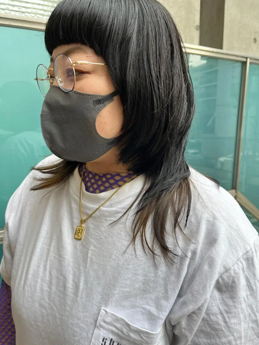 セミロング カラー パーマ ヘアアレンジ メンズ キッズ ネイル マツエク・マツパ アイブロウ メンズブリーチ メンズハイライト メンズインナーカラー メンズ韓国風 ブリーチ 久木原 ゆりのヘアスタイル