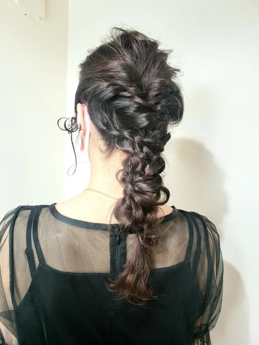 ヘアアレンジ ヘアセット 🇰🇷透明感×ハイ トーン🌟tomoのヘアスタイル