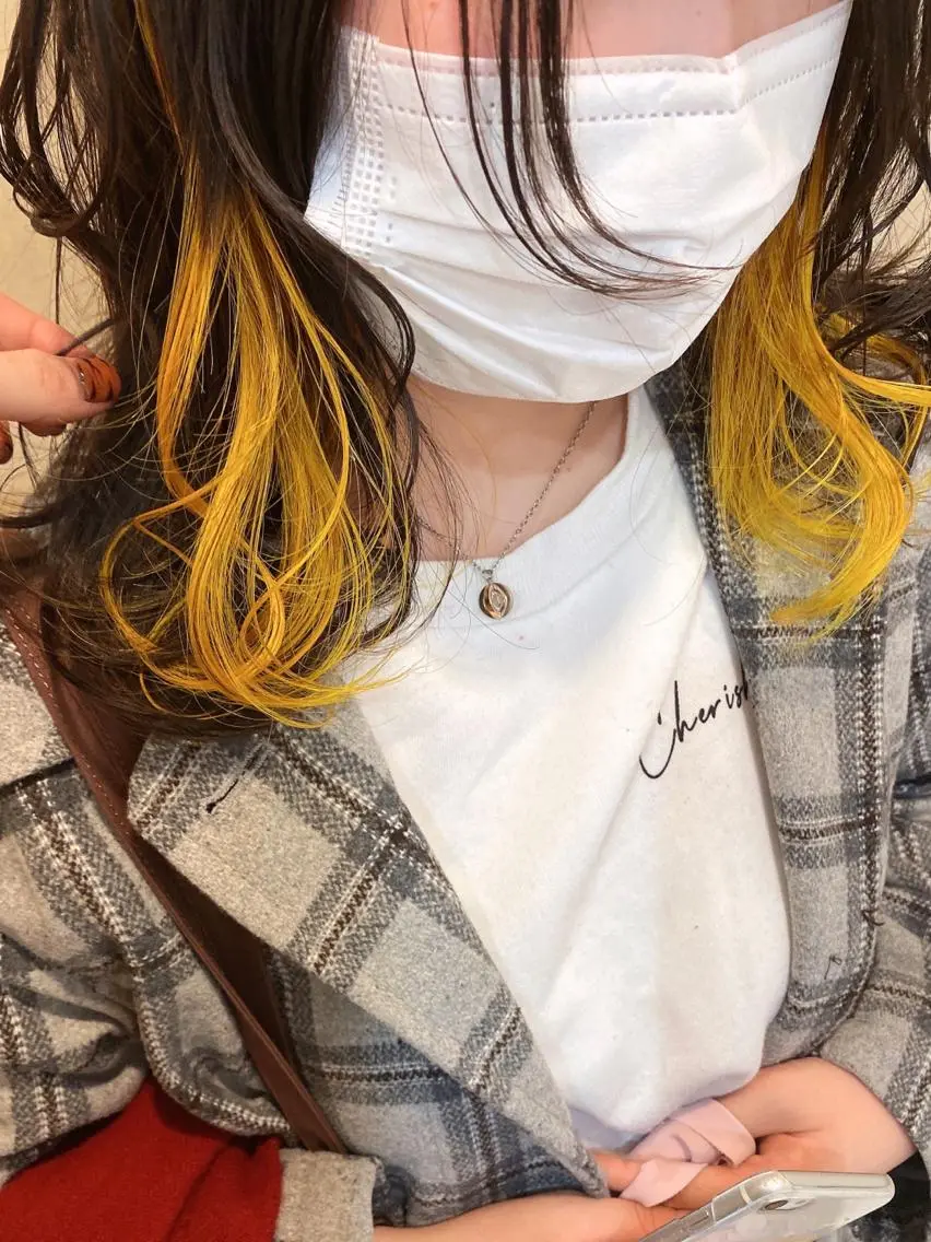 ミディアム カラー パーマ ヘアアレンジ イエローカラー シールエクステ専門店 Spira藤崎宮のヘアスタイル