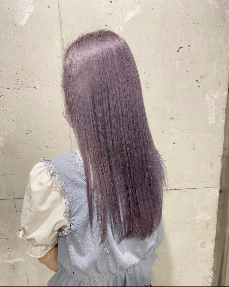 ロング 🍀yuria/ハイ トーン/ペールカラーのヘアスタイル