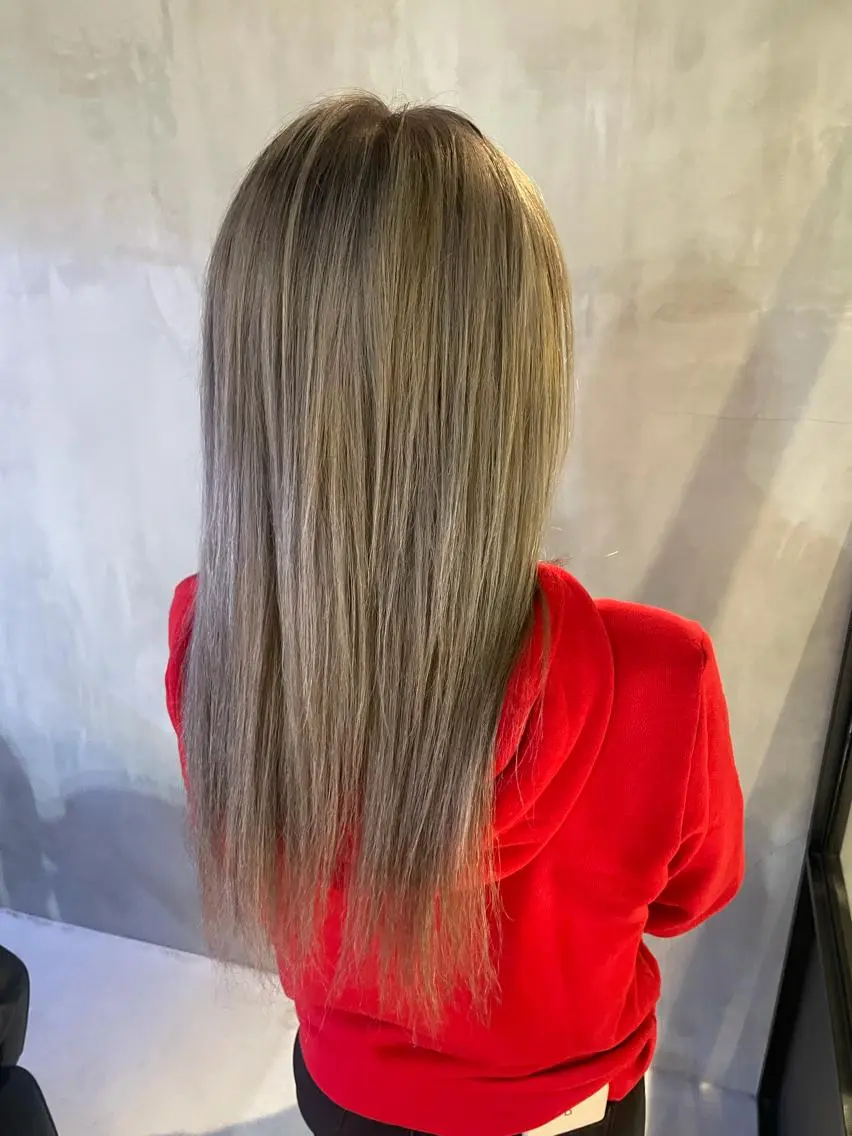 ロング ヘアカラー 仲井間　賢雄 fifthのヘアスタイル