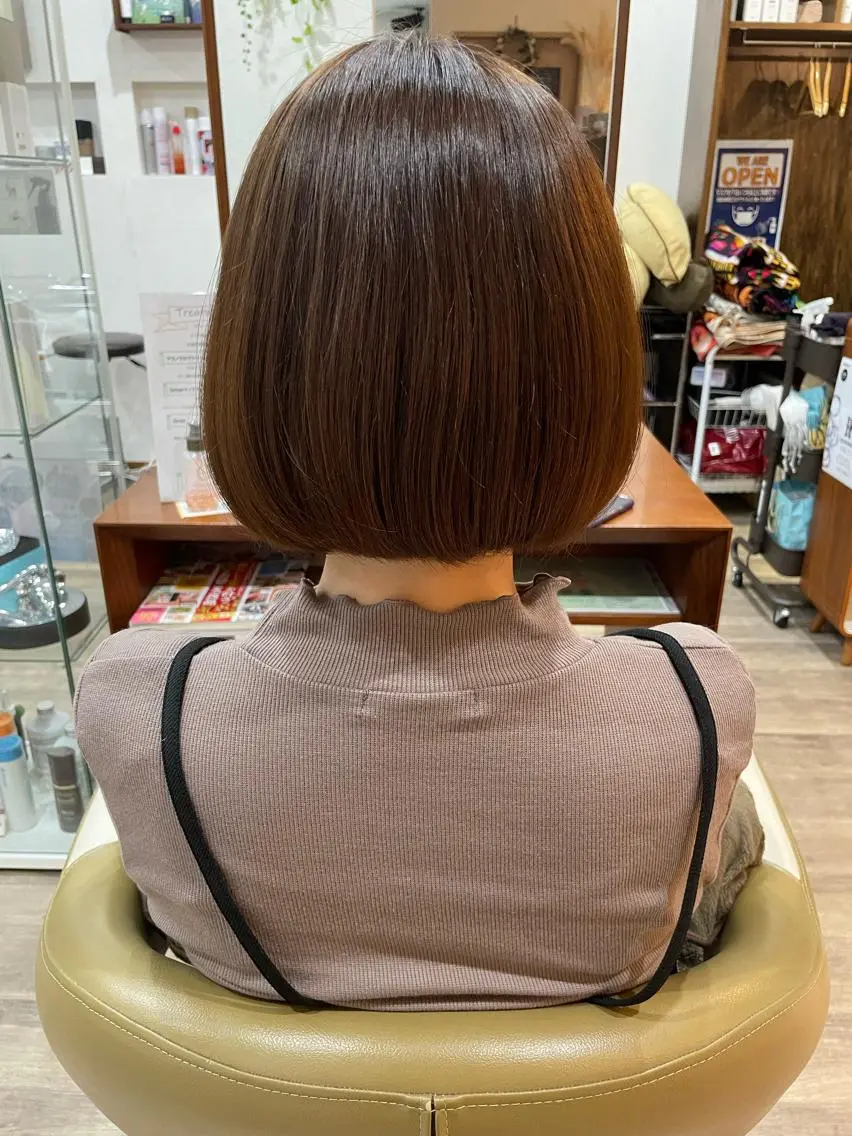 ミディアム カラー 山田 梓のヘアスタイル