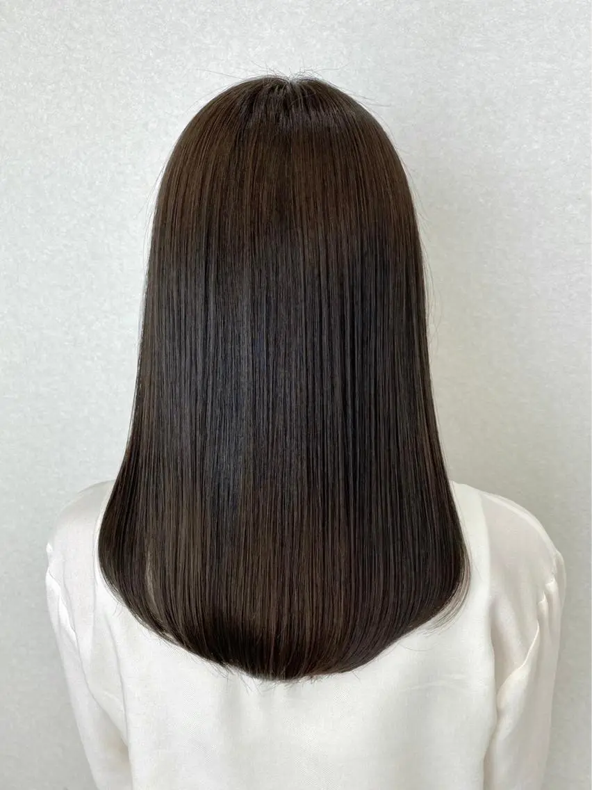 セミロング カット 縮毛矯正 O maikoのヘアスタイル