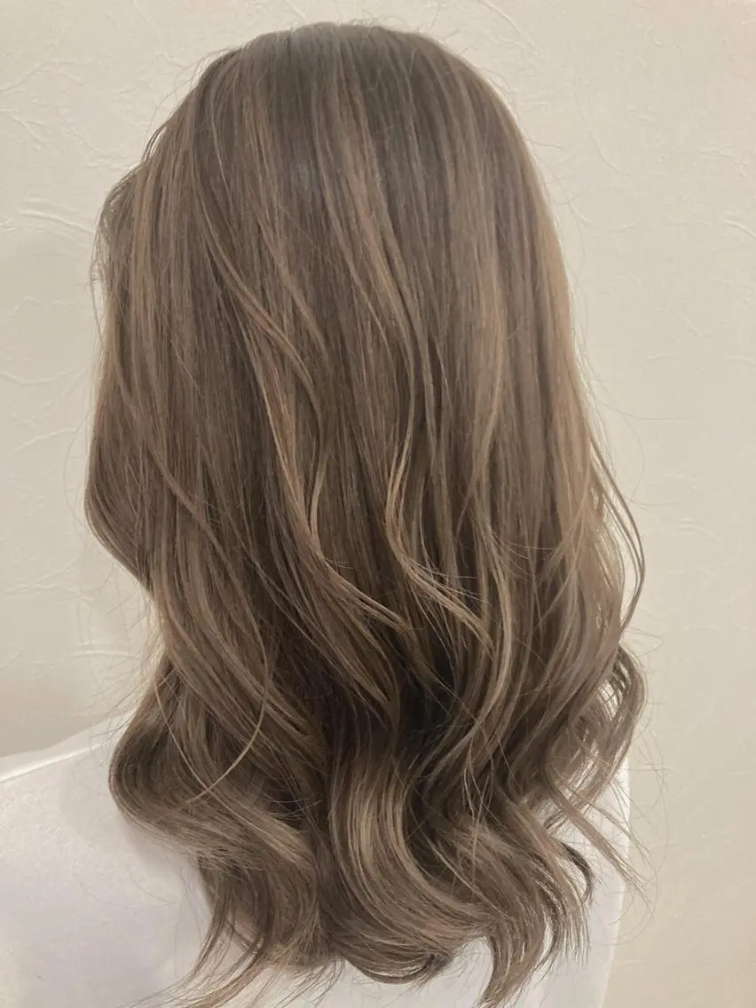 ミディアム Asuka 🌈のヘアスタイル