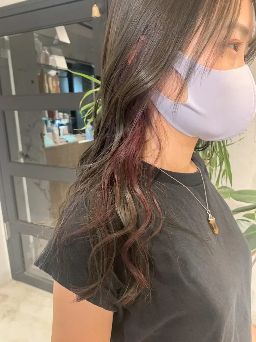 ミディアム カラー ヘアアレンジ ヘアカラー トリートメント yuka .のヘアスタイル