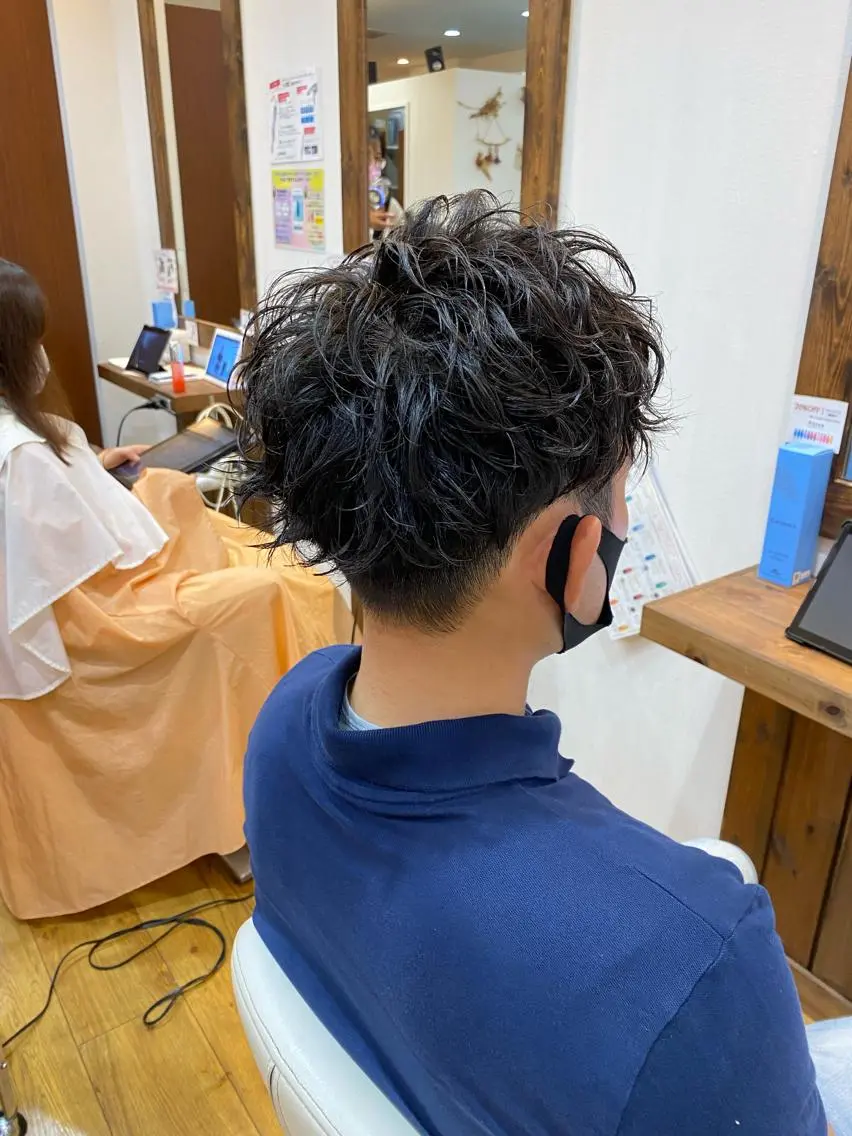 ショート パーマ メンズ 原田 涼矢のヘアスタイル