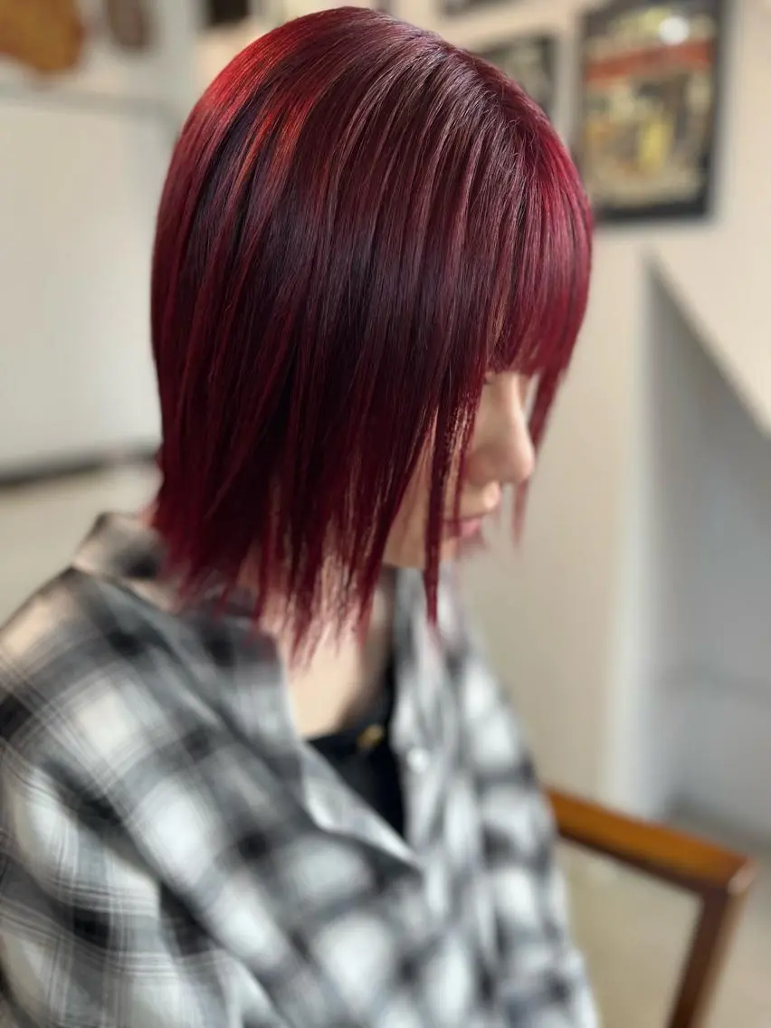 ミディアム カラー レッドカラー カット ヘアカラー トリートメント 松川 智行のヘアスタイル