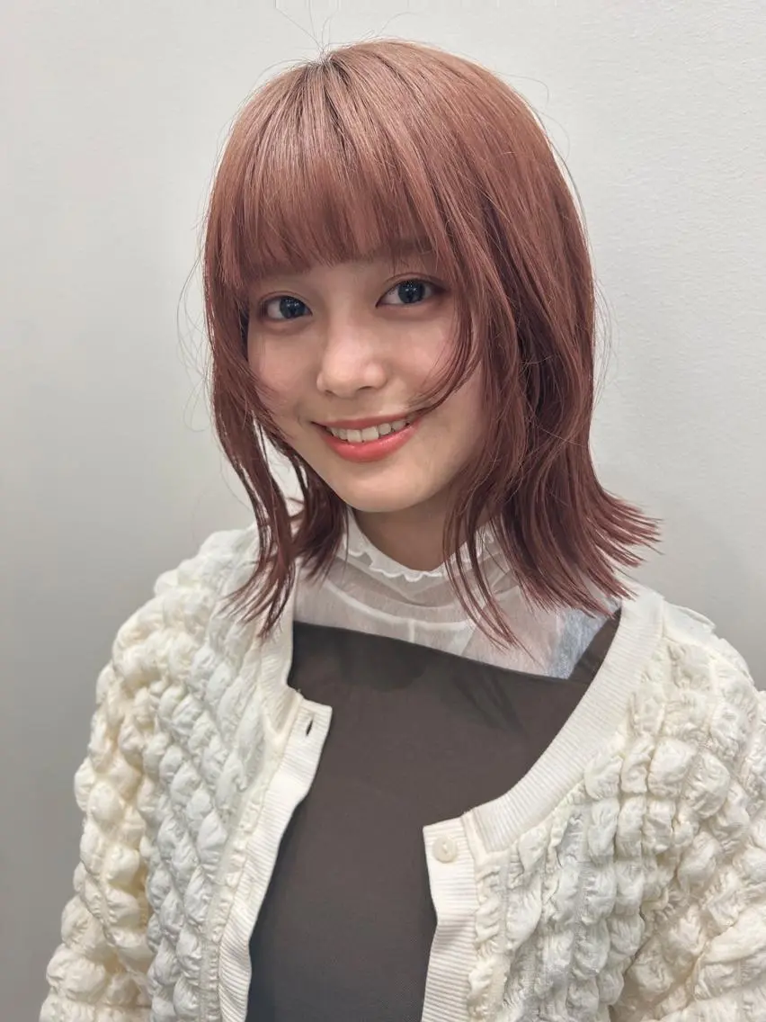 セミロング 顔周りカット レイヤーカット 小顔カット 💛🤍U too e’s /店長🧸のヘアスタイル