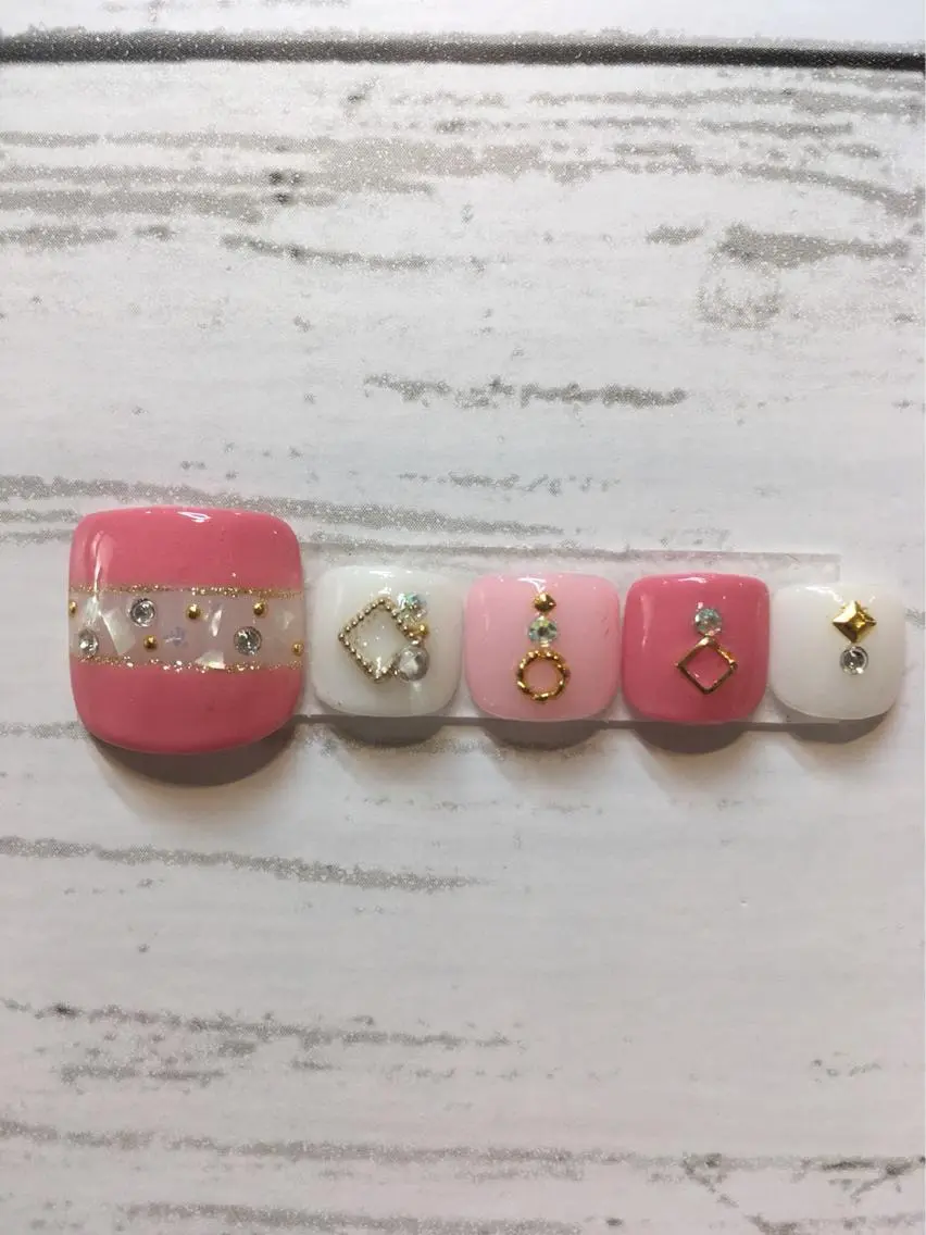 ネイル アートネイル フットネイル ☆ KAYOKO ☆のネイルデザイン