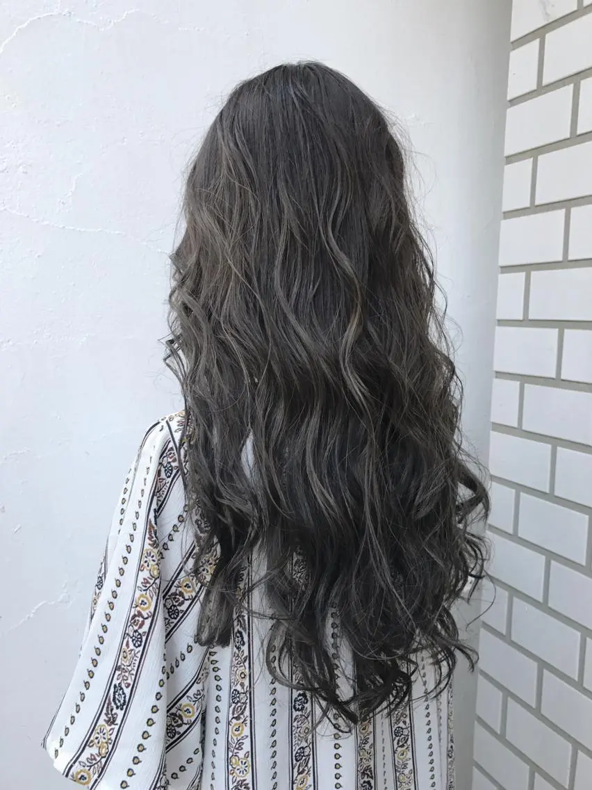 ロング カラー グレージュ メンズカット特化柏駅 徒歩3分LOUのヘアスタイル