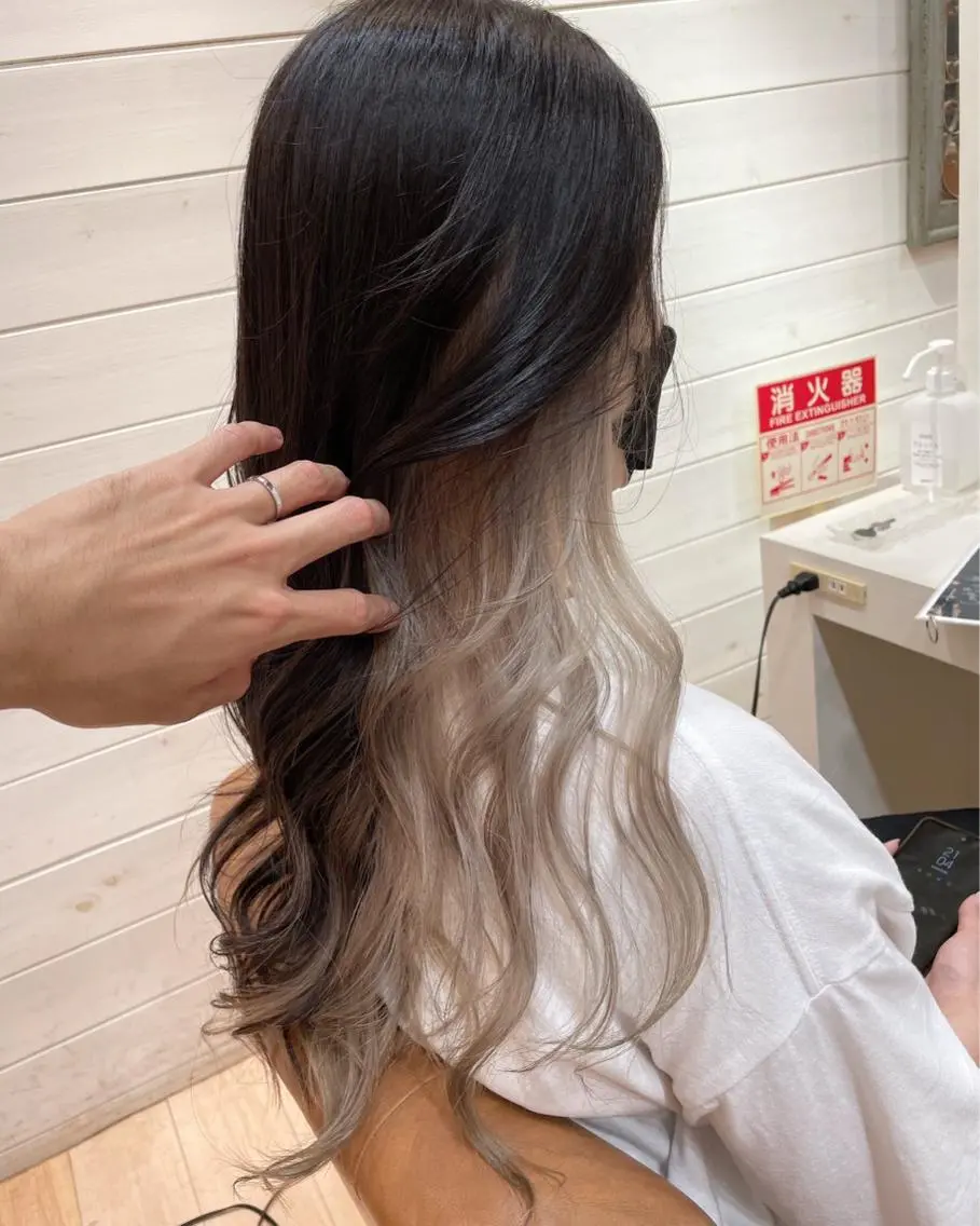 カラー WATANABE YUTOのヘアスタイル