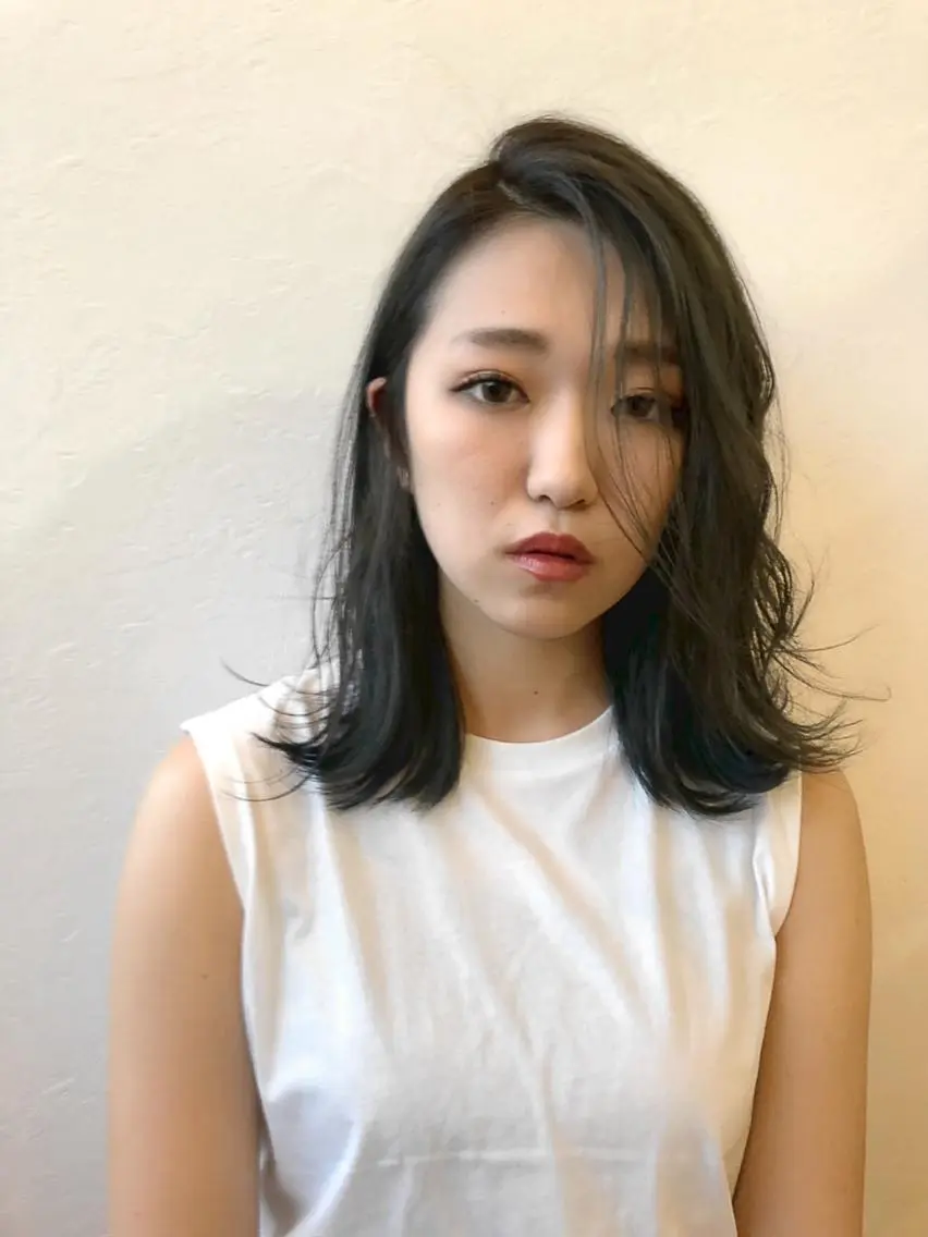 ミディアム 遠藤 和美のヘアスタイル