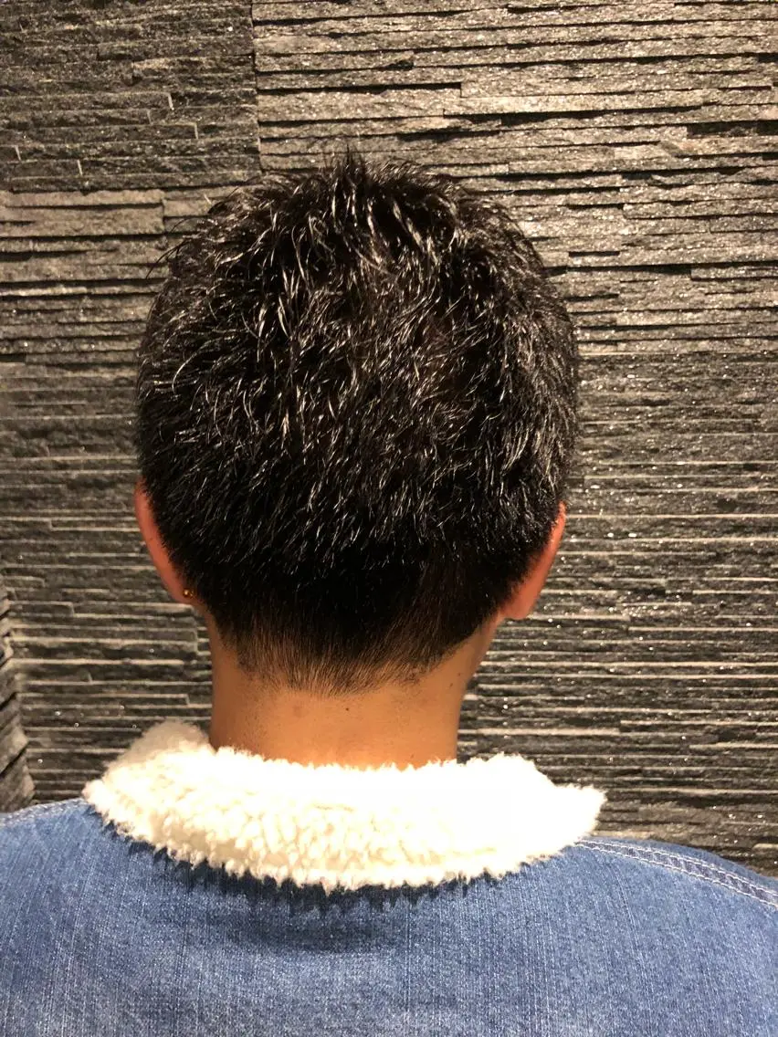 ショート パーマ メンズ 【24時まで営業✨】 吉本 成樹のヘアスタイル