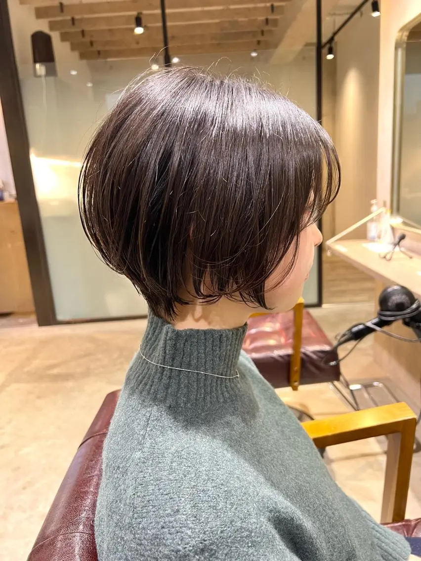 ショート 🌟美髪縮毛矯正🌟 吉田冴一のヘアスタイル