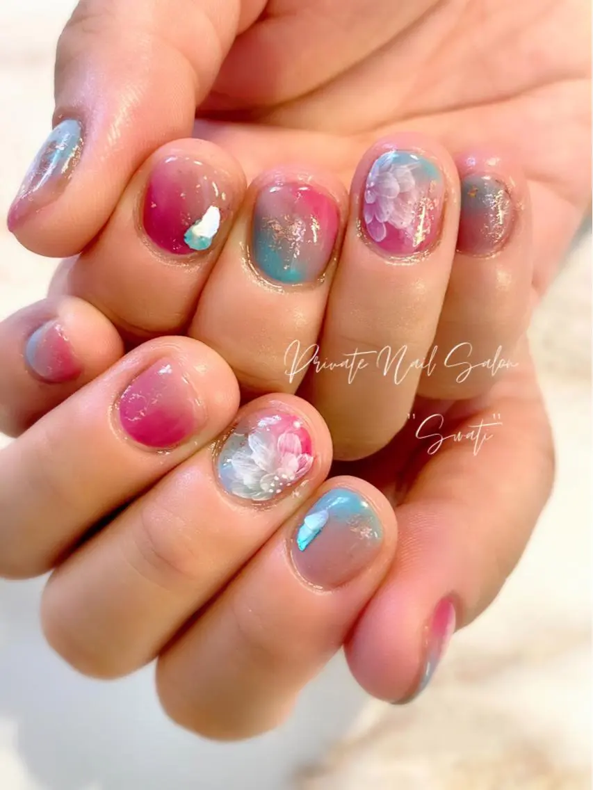 ネイル アートネイル ニュアンスネイル オフィスネイル 夏ネイル yuko (ネイリスト)のネイルデザイン