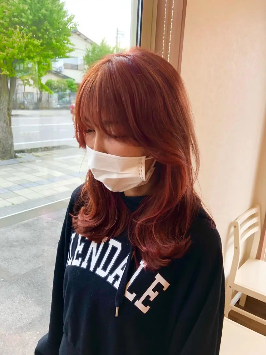 ミディアム カラー カット ヘアカラー トリートメント LOOP hairのヘアスタイル