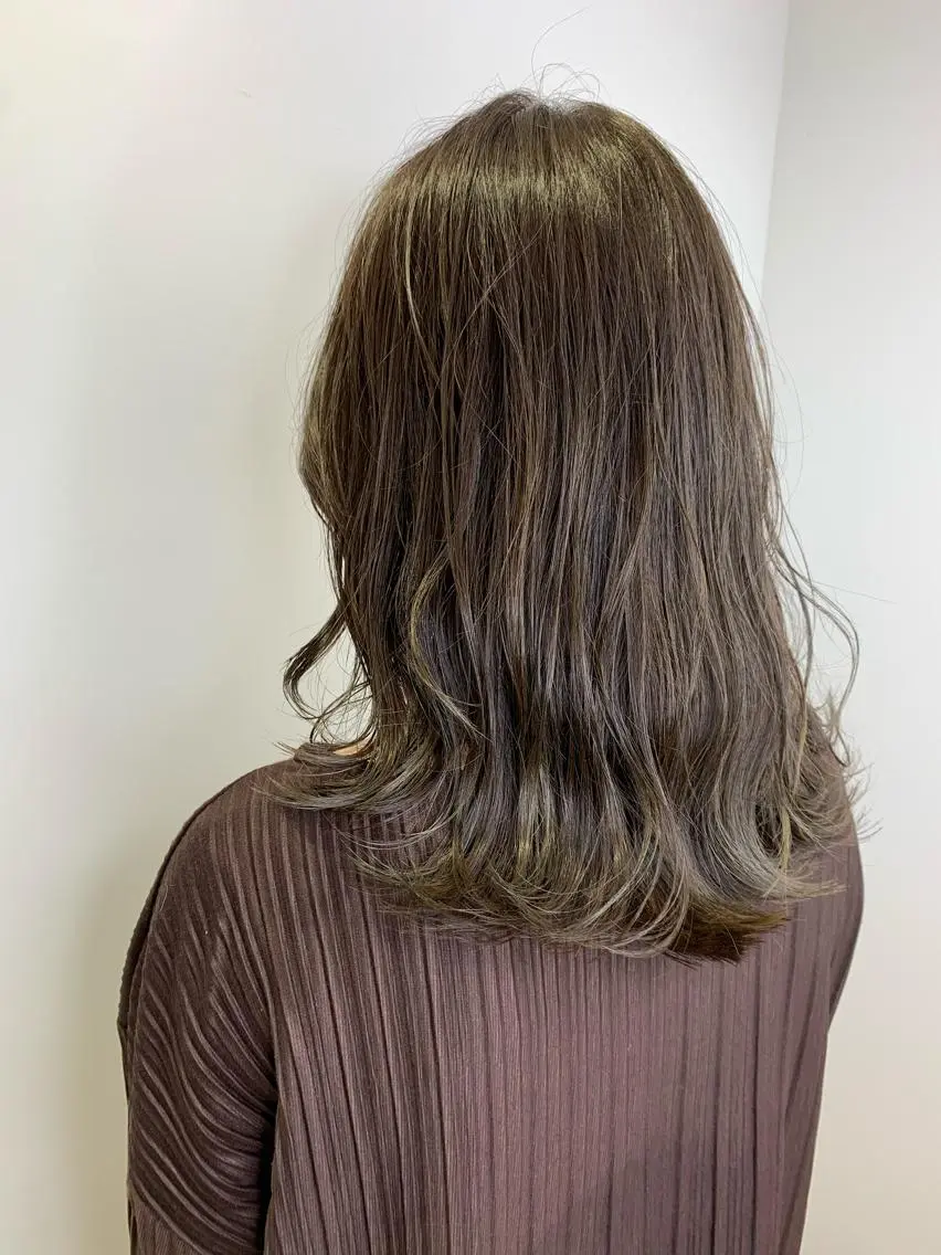 ミディアム カラー 【美髪を叶える】中谷 彰宏(アキ)のヘアスタイル