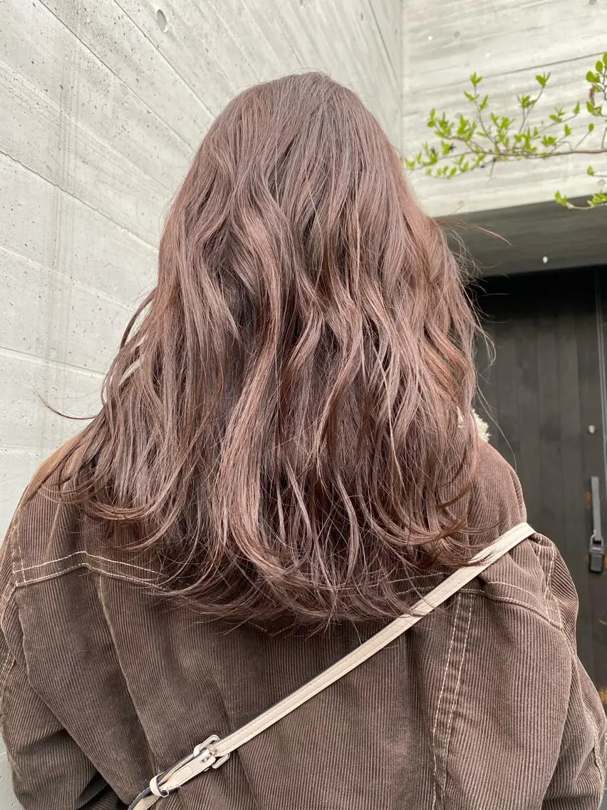 ロング アッシュ opus 店長大和 レイヤー/赤み消しのヘアスタイル