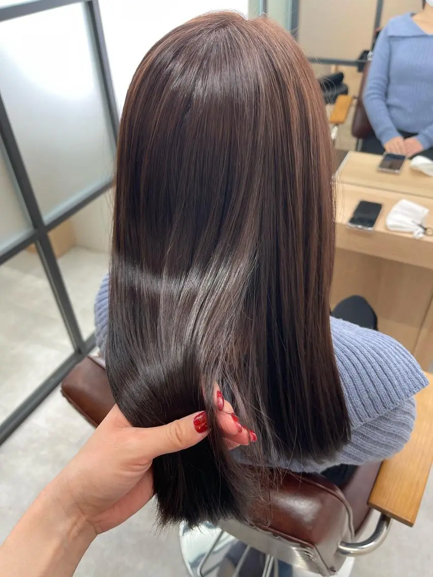セミロング カット ヘアカラー トリートメント tocca河原町〰️ 藤川日向のヘアスタイル