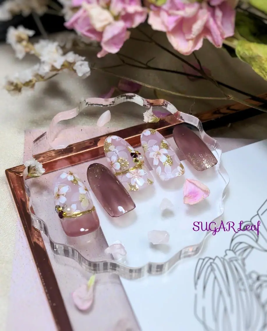 ネイル アートネイル ジェルネイル SUGAR Leafのネイルデザイン