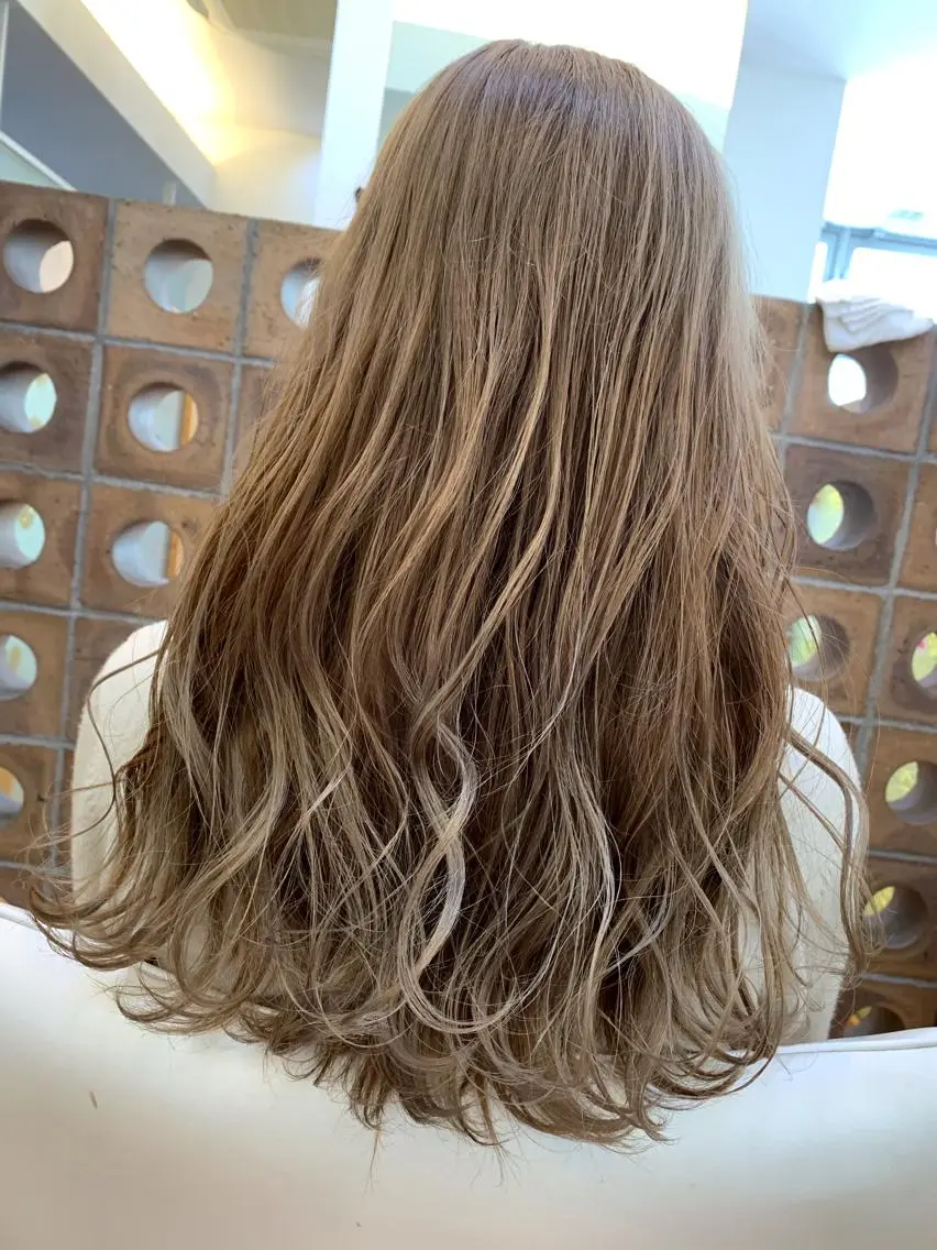 セミロング 🫧縮毛矯正 かとうよしき🫧のヘアスタイル