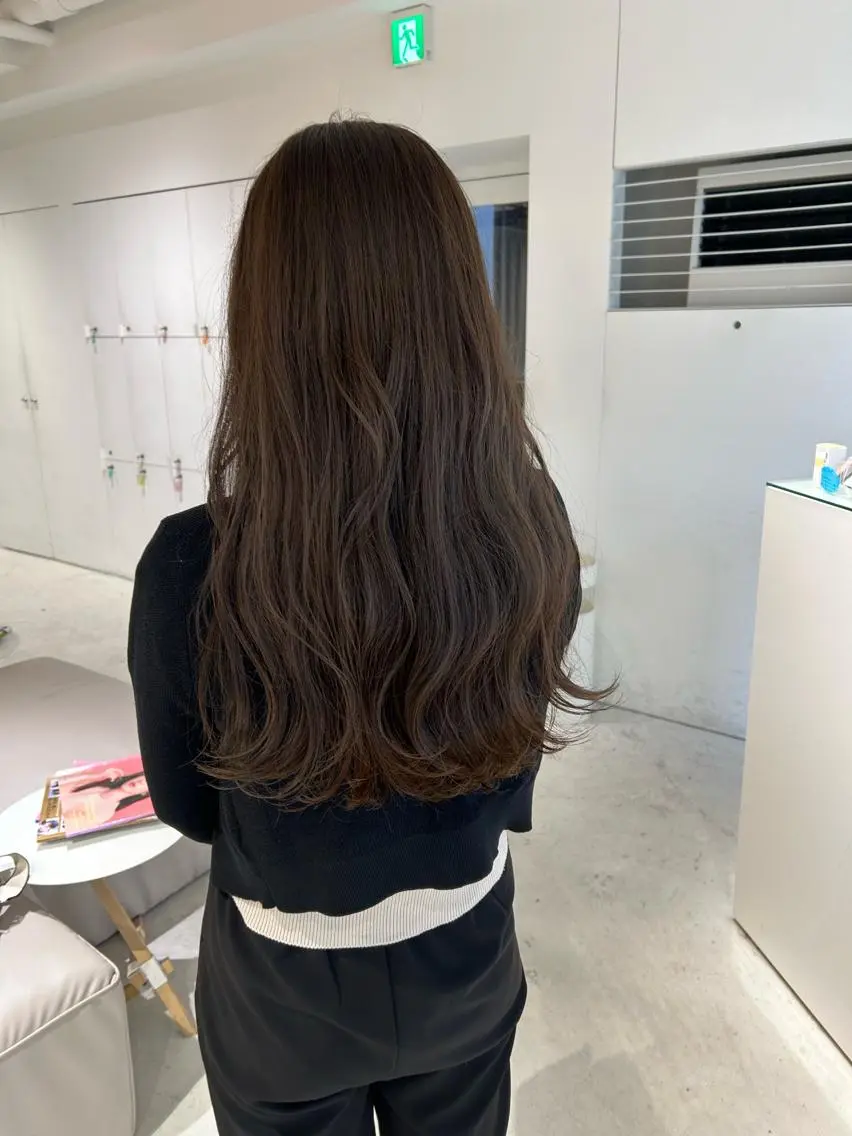 ロング カラー 透明感カラー オリーブカラー カット 透明感カラー🫧 nanohaのヘアスタイル