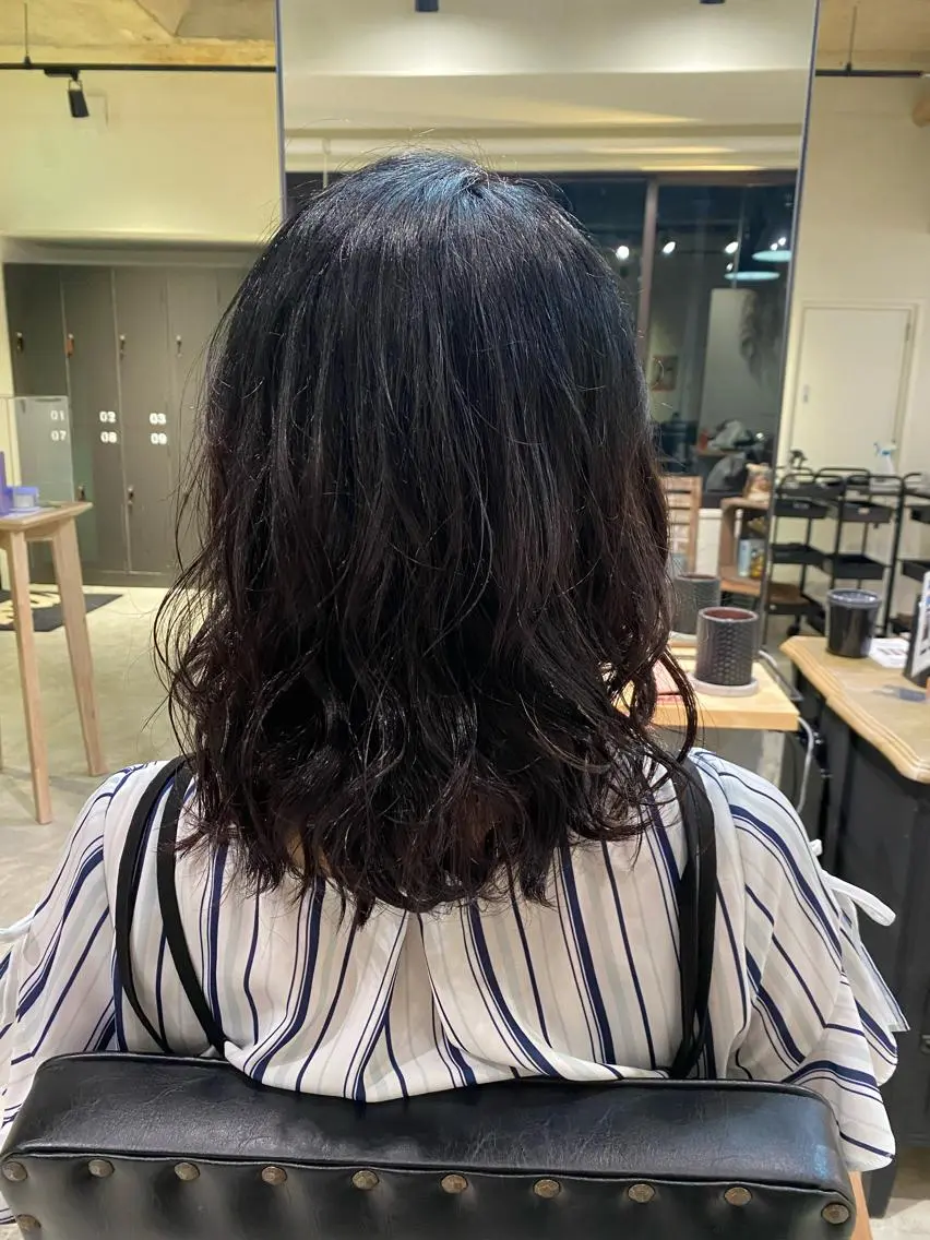 ミディアム パーマ カット ヘアカラー トリートメント 顔まわりカット/金山 /大園芽依のヘアスタイル