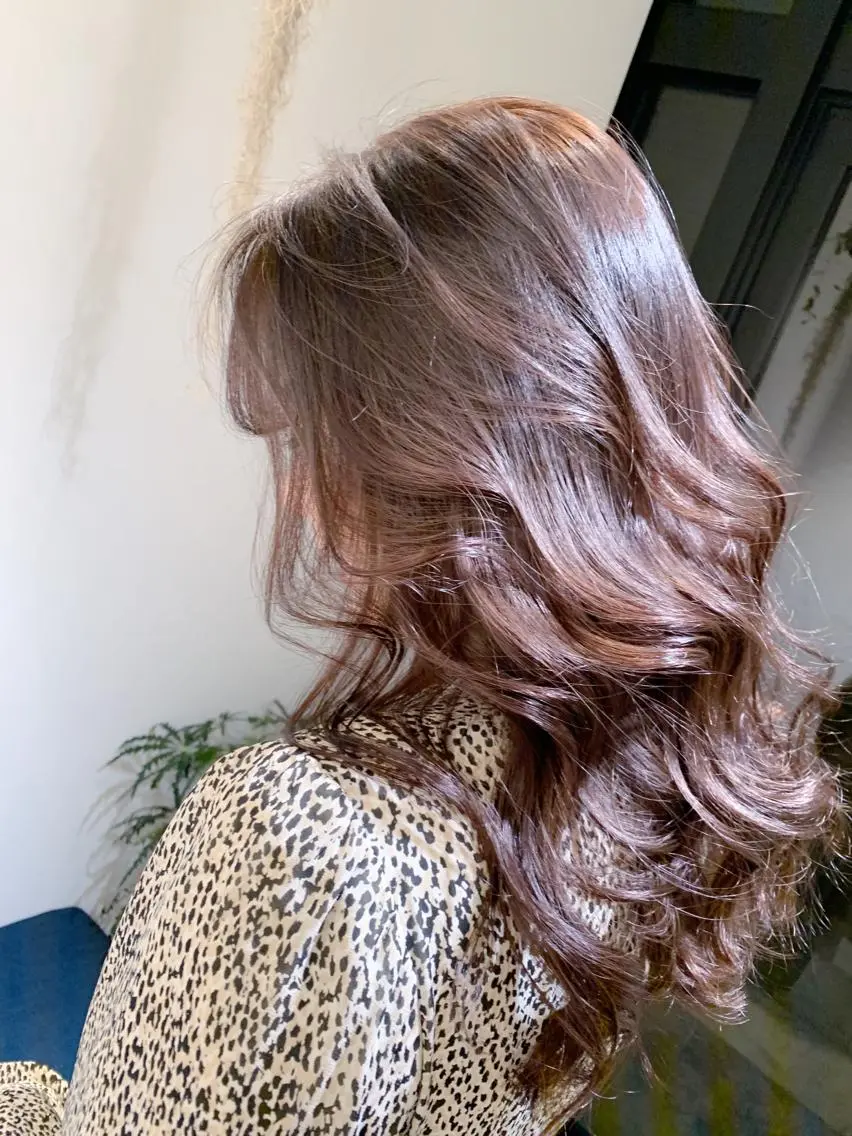 セミロング カラー グレージュ ピンクカラー 【完全マンツー 恵比寿】佐藤 翔のヘアスタイル