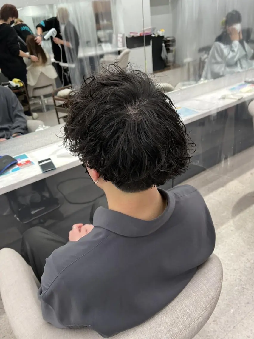 ショート 京都河原町 メンズパーマ助川龍哉のヘアスタイル