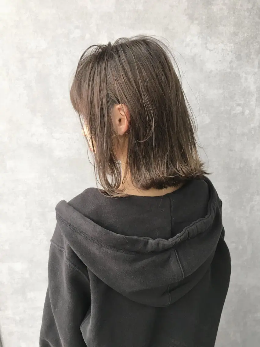 ショート カラー アッシュ パープルカラー パープルアッシュ レイヤーカット BLend 渋谷のヘアスタイル