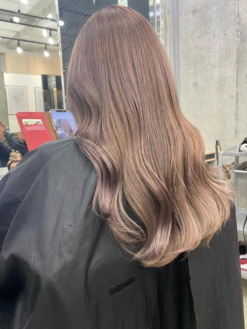 ミディアム ヘアカラー レイヤーカット🪽 MARINA🦩のヘアスタイル